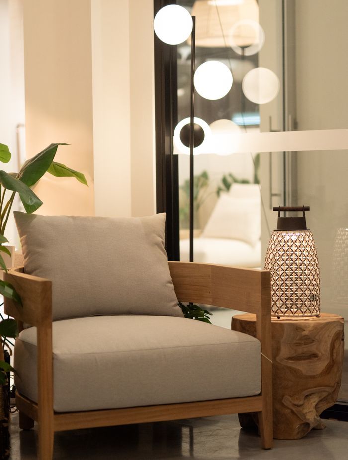 The hand-woven Nans portable provides soft illumination