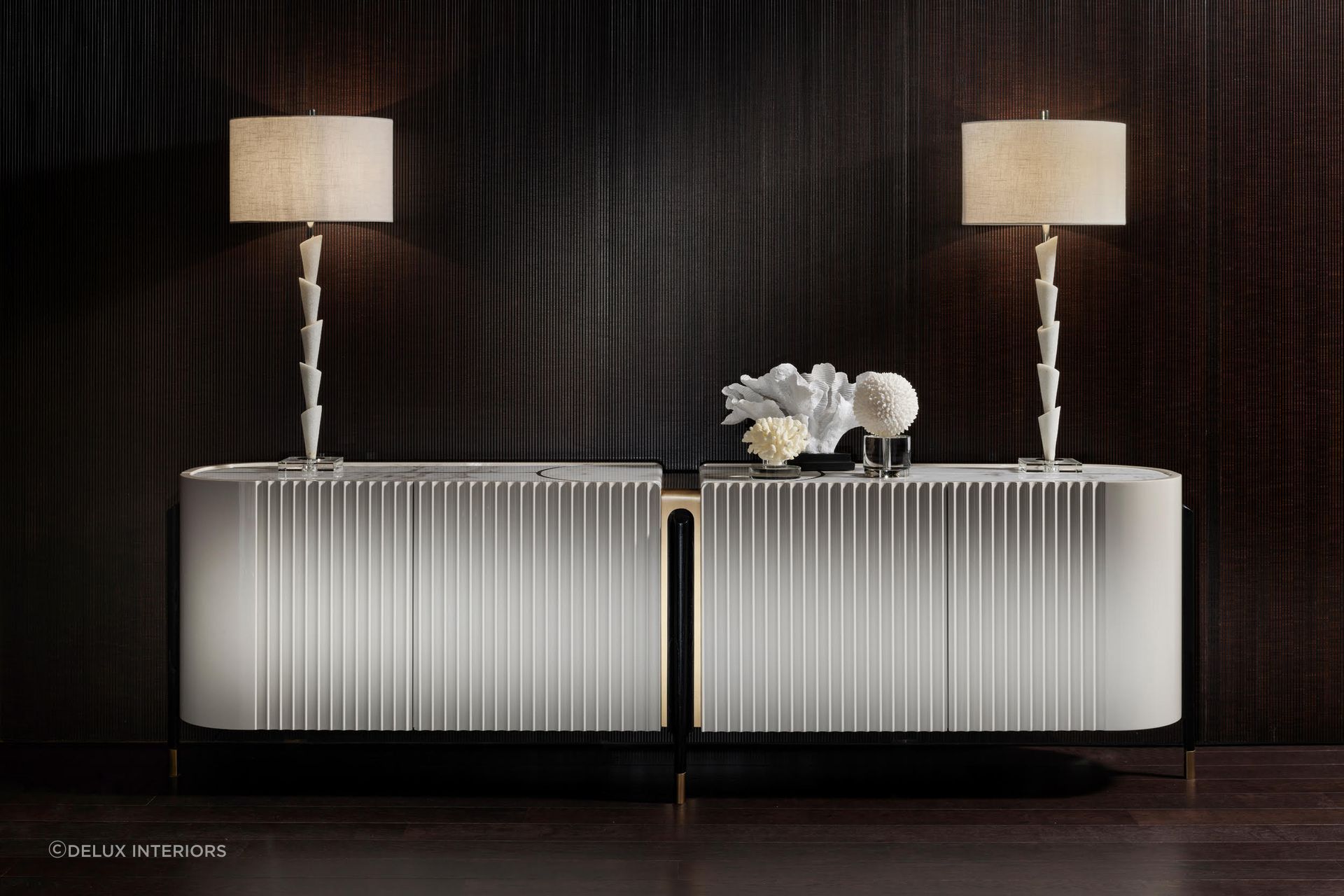 'Avenue' Credenza by Maurizio Manzoni