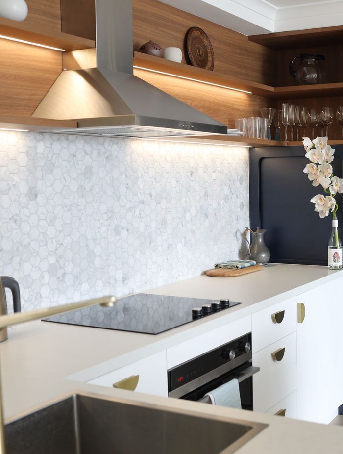 Two system types have been designed (CH and CR) for the Flexyled, with different connection systems to suit a wide variety of situations and installation types. Project by Above Board Design &amp; Cabinetry, Tauranga.