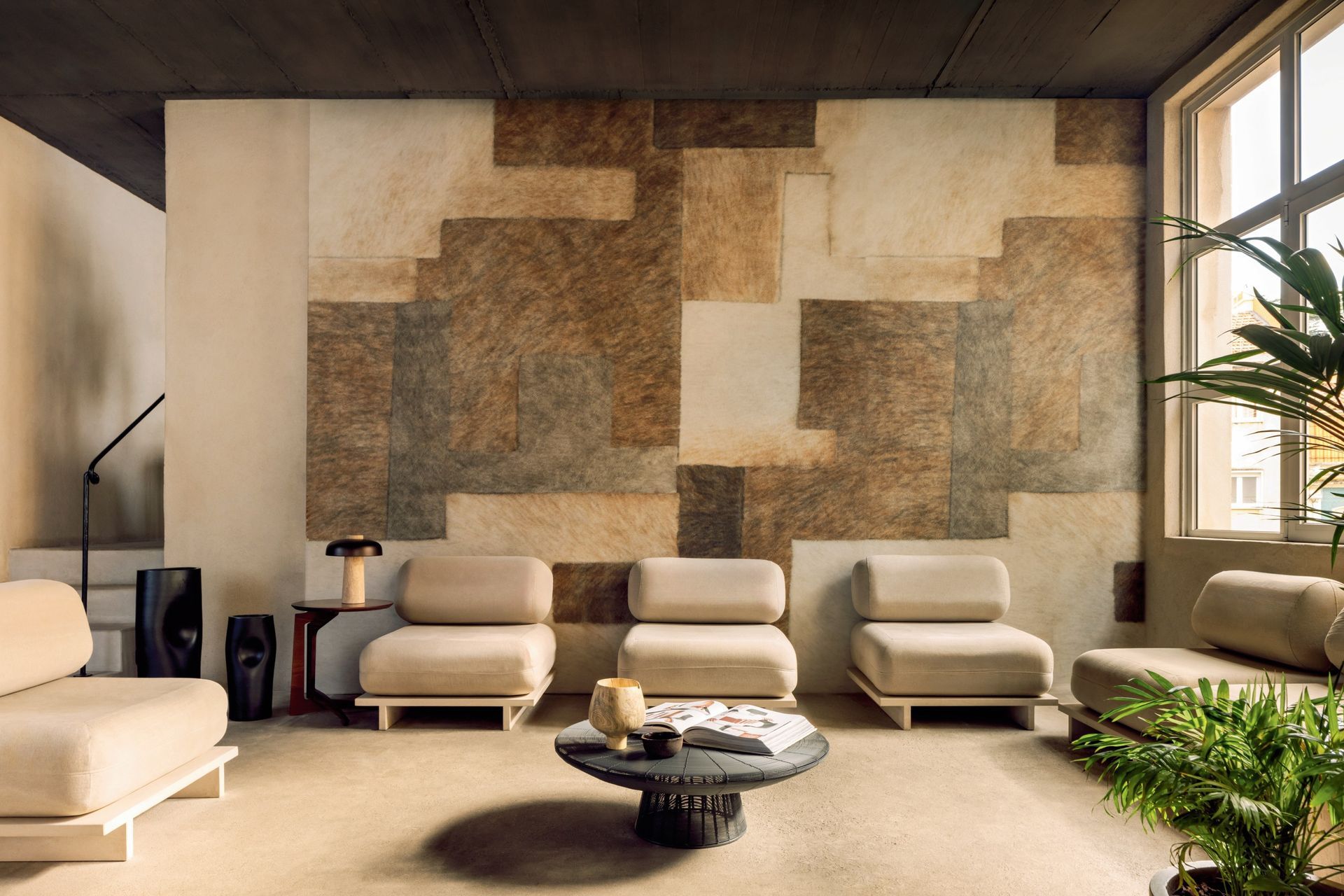 The Sauvages L'habit de Vénus (panoramique) by ELITIS is an abstract work of art with a primal sense of texture.