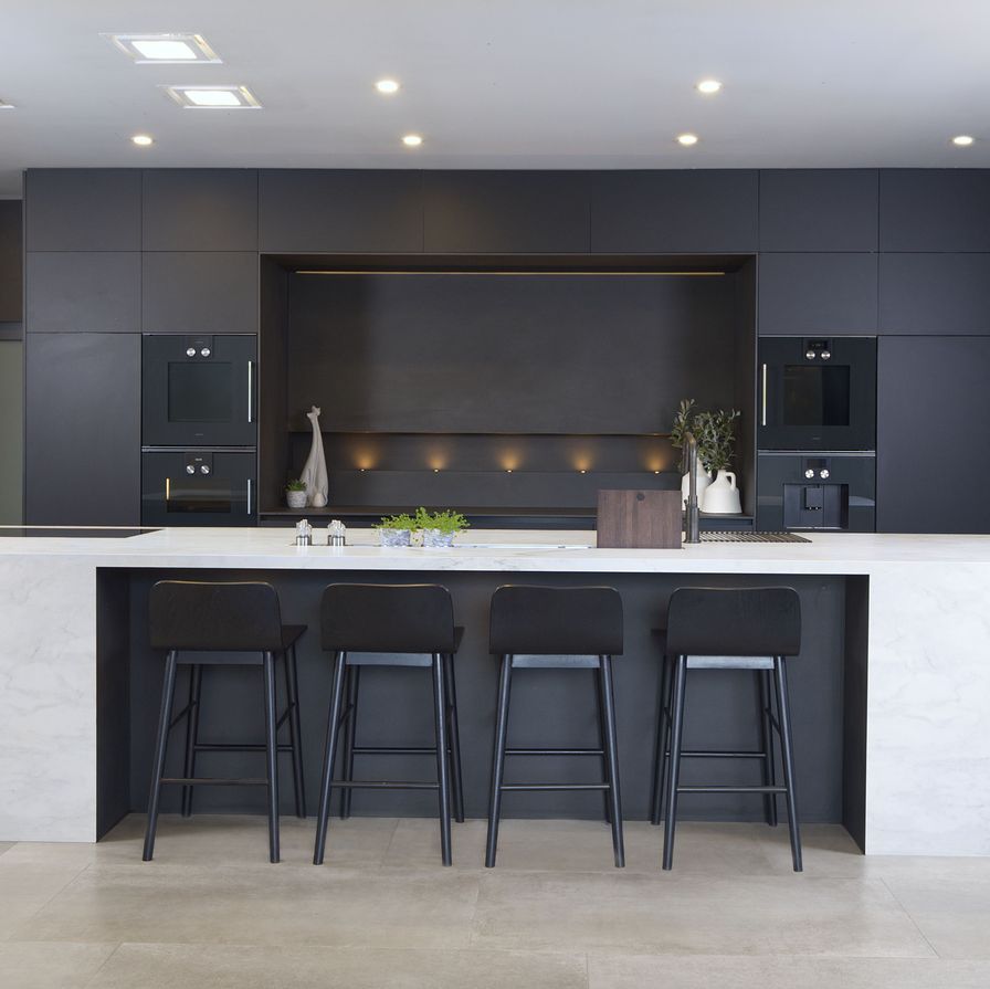 Yin and yang: a guide to light versus dark kitchen design banner
