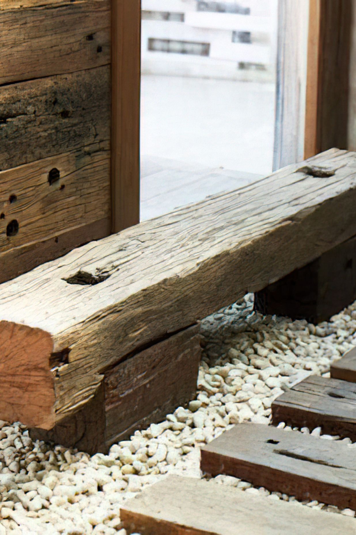 Feature-timberseat-2-reduced-300x300-gigapixel-standard-scale-600x.jpeg