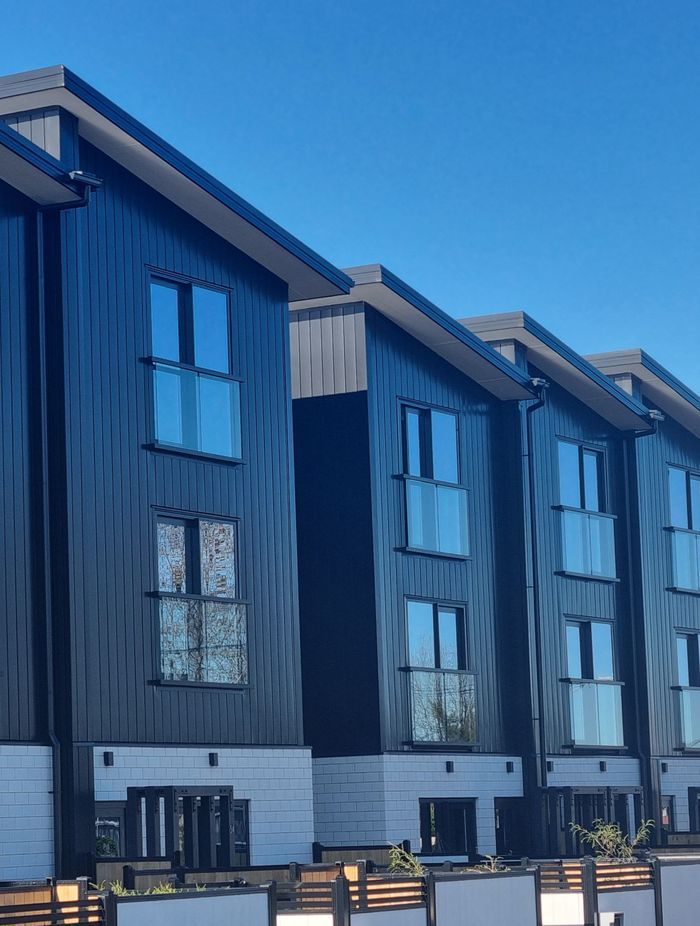 The Juliette balustrade comes in a glazed option which allows maximum light into the building.