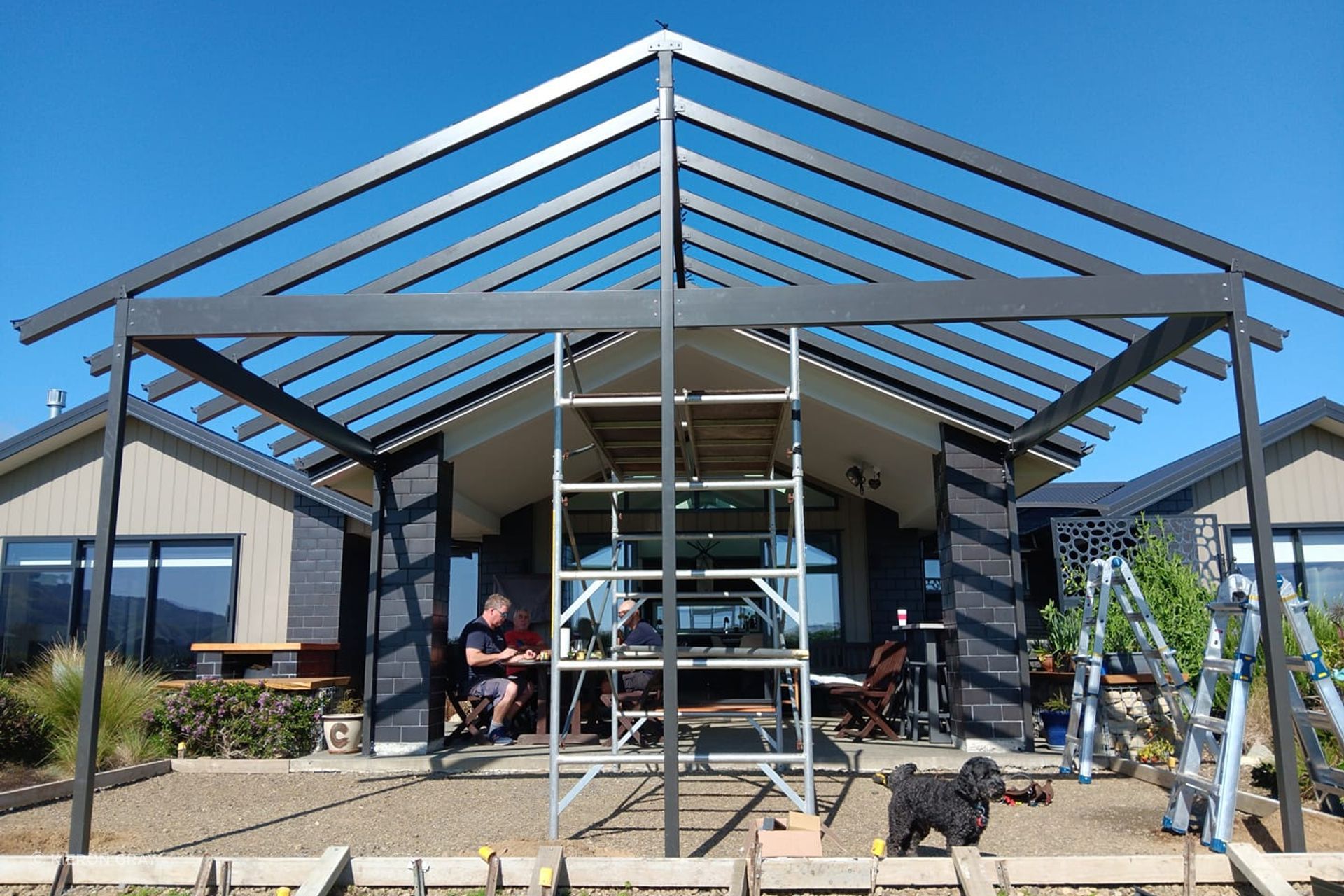 Installation is carried out by the Archgola Licensee, with additional support from skilled subcontractors (and their furry friends).