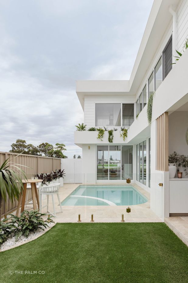 HAAUS Design's Australian take on Palm Springs with DECO solutions tailored for durability.