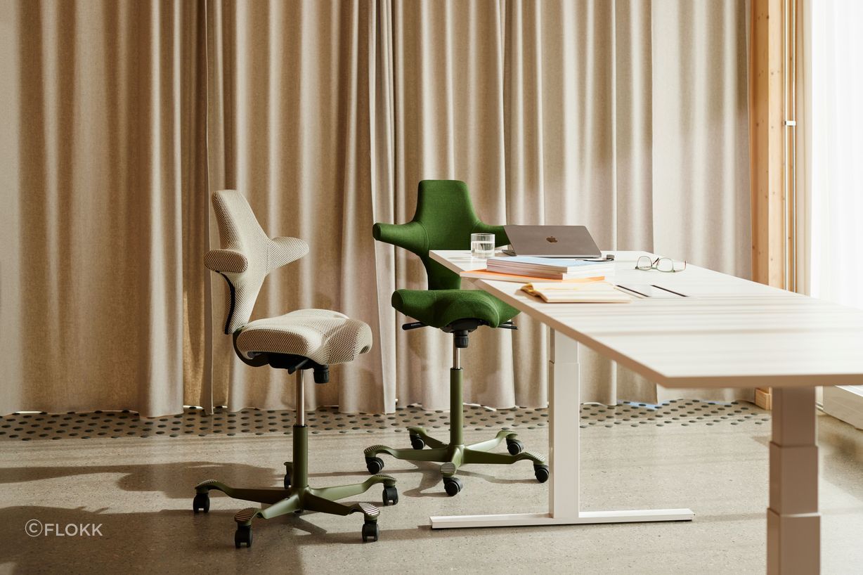 New colour metal, Moss Green. HÅG Capisco 8106.