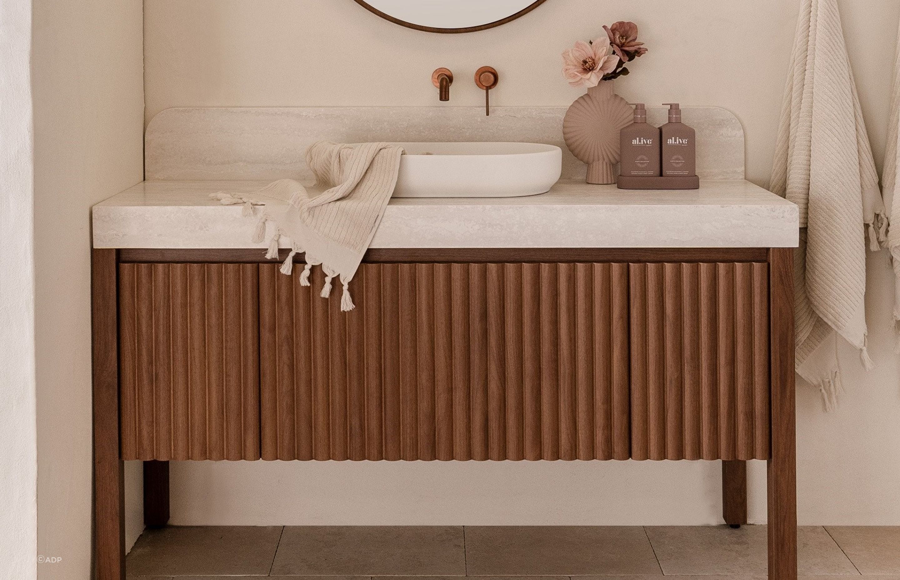 The Harper Vanity with Legs is the culmination of a stunning design collaboration between renowned interior designers Alisa and Lysandra.
