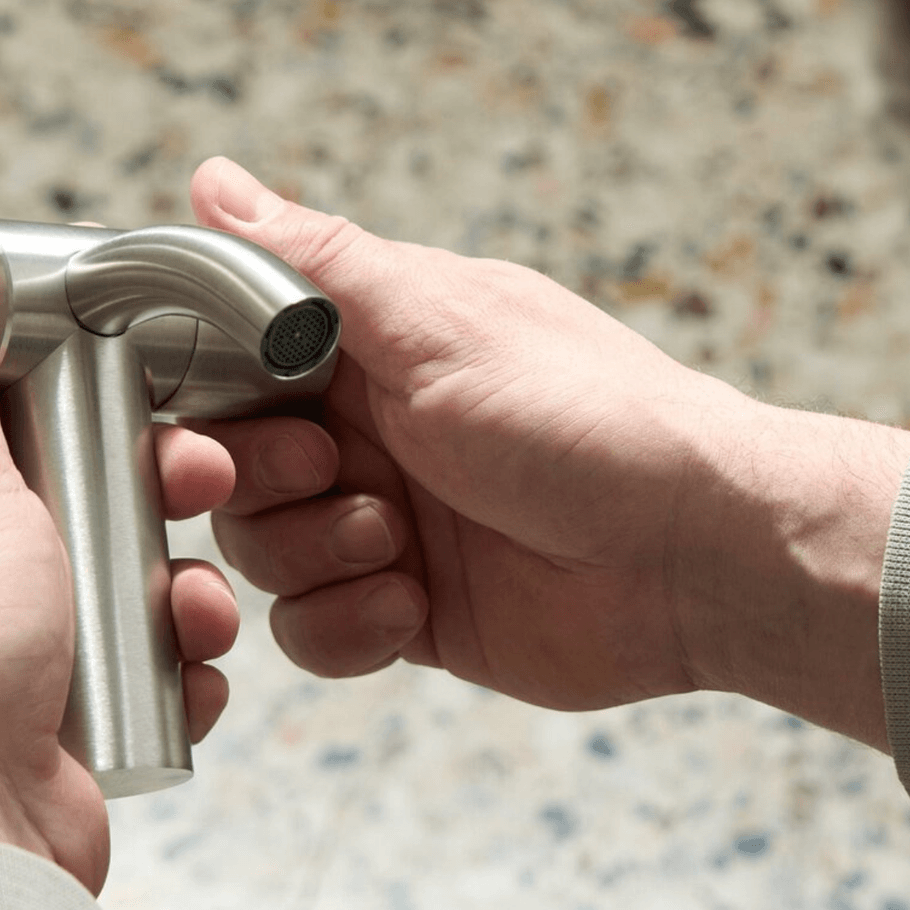 Time to be bold: A single curve shapes the Hum tapware collection