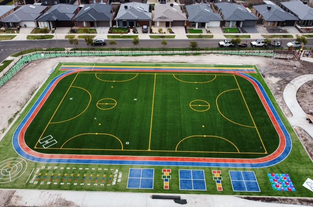 A new oval for the Holy Trinity Primary School by TigerTurf