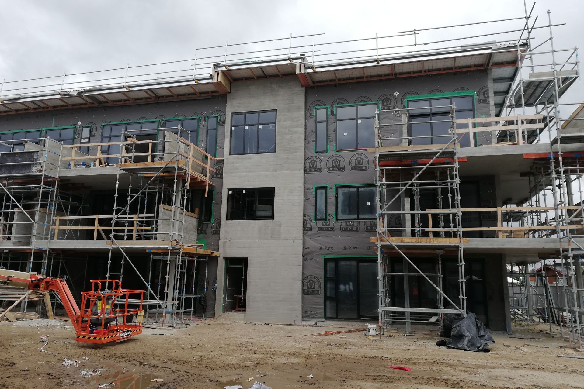 An advanced high performance underlay system for roofs and walls