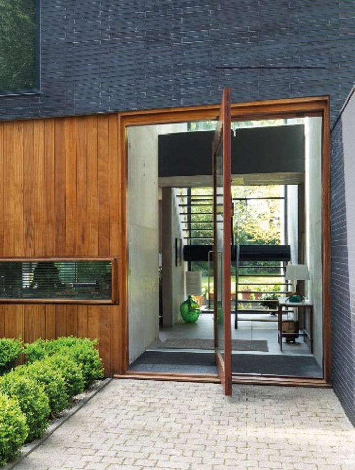 Mardeco's 3D hinges and door pivots offer design flexibility for designers and architects.