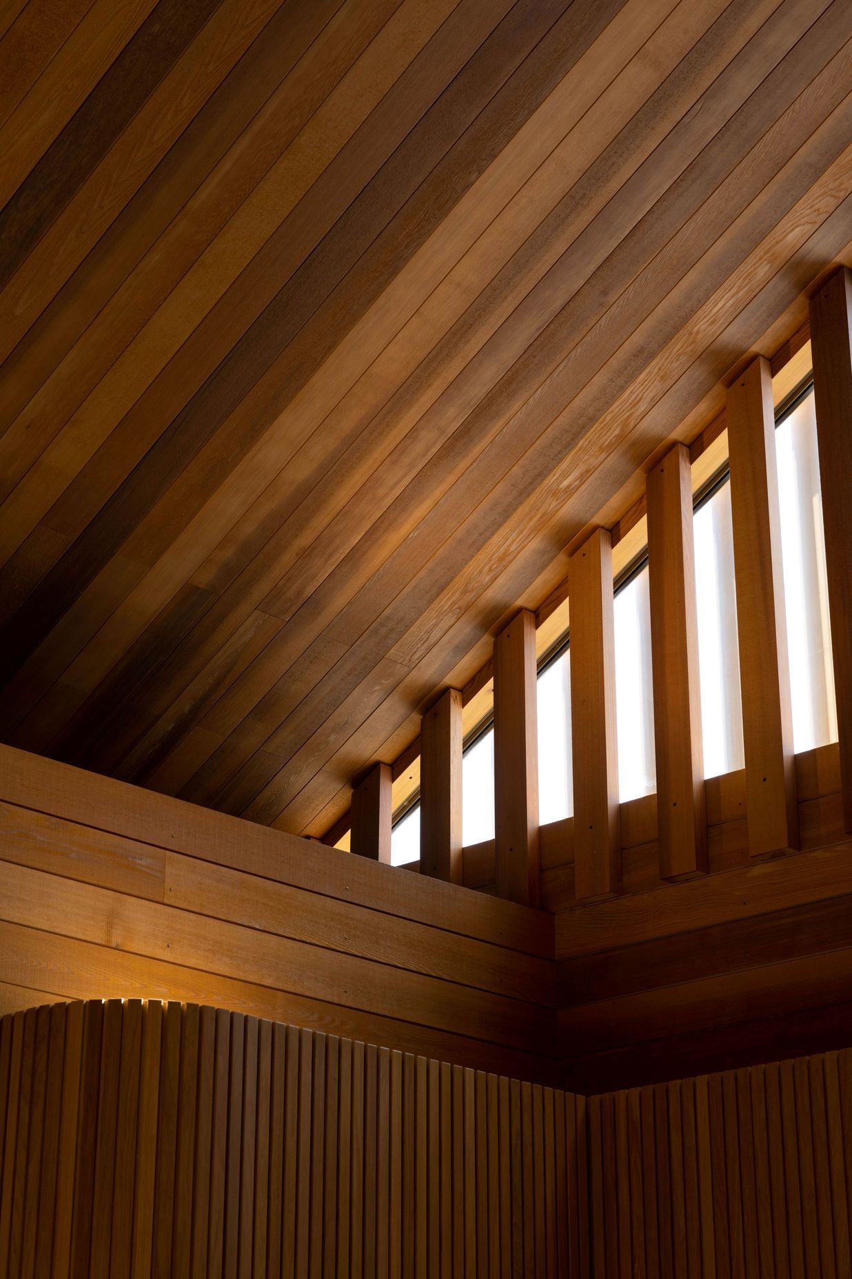 Used as cladding, panelling and screening, Western Red Cedar creates warmth in any space.