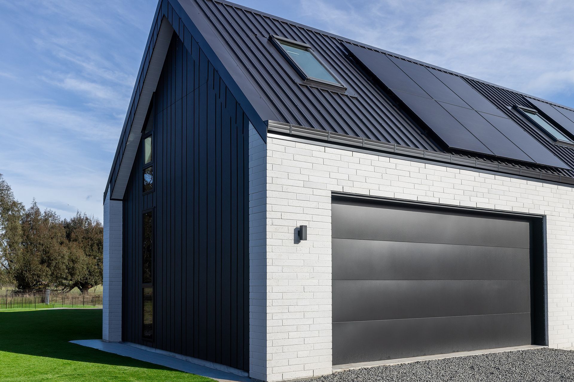 The Kawarau brick is available in 450x70x70mm format.