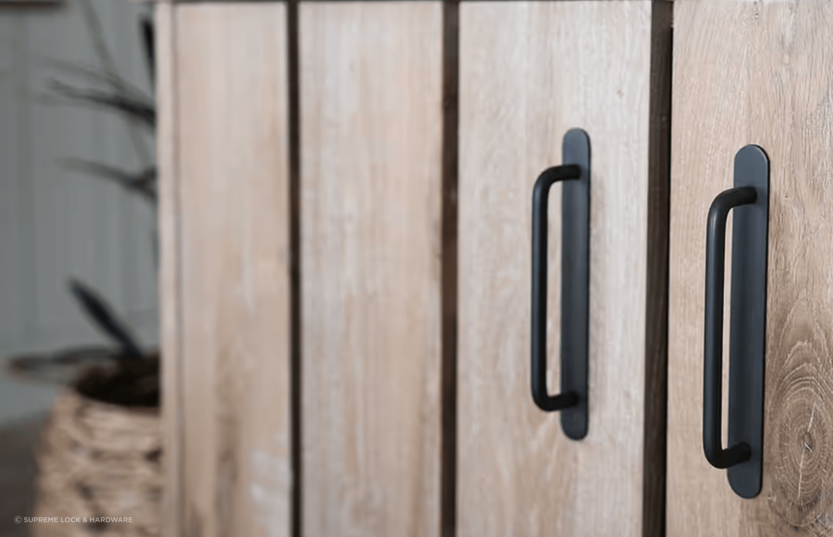 The Kilburn Handle can be easily retrofitted to existing door panels due to the handy backplate that covers holes.