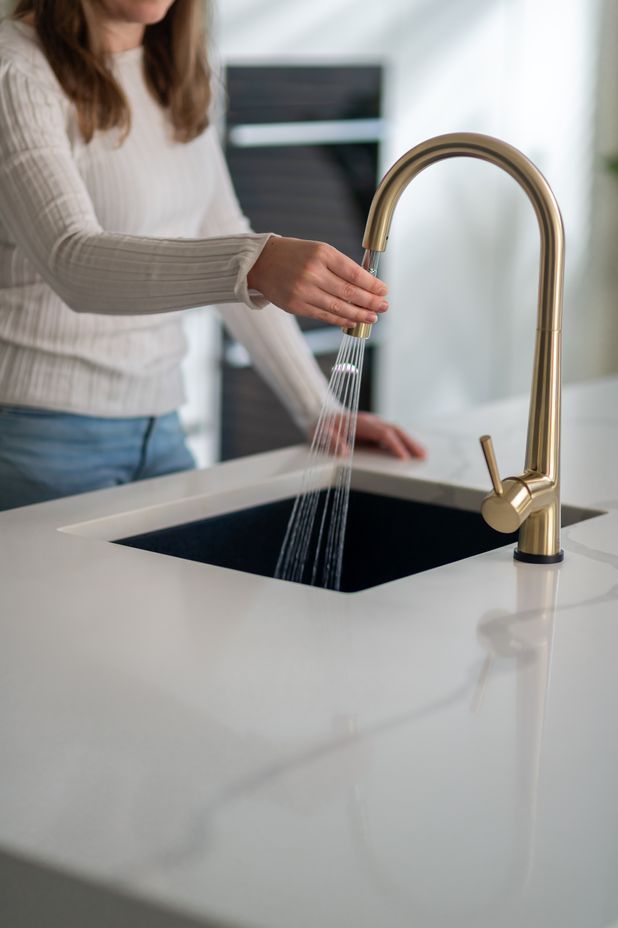The Galiano pull-down sink mixer with Kontact technology.