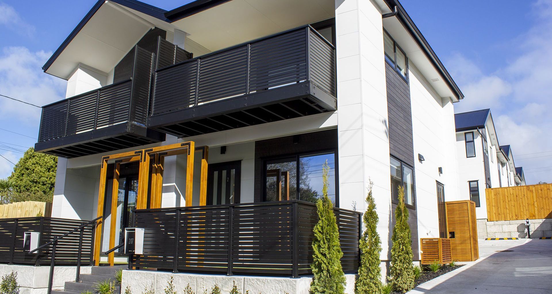  Provista Balustrade Systems Euro Slat balustrade solution for Williams Corporation townhouse development.