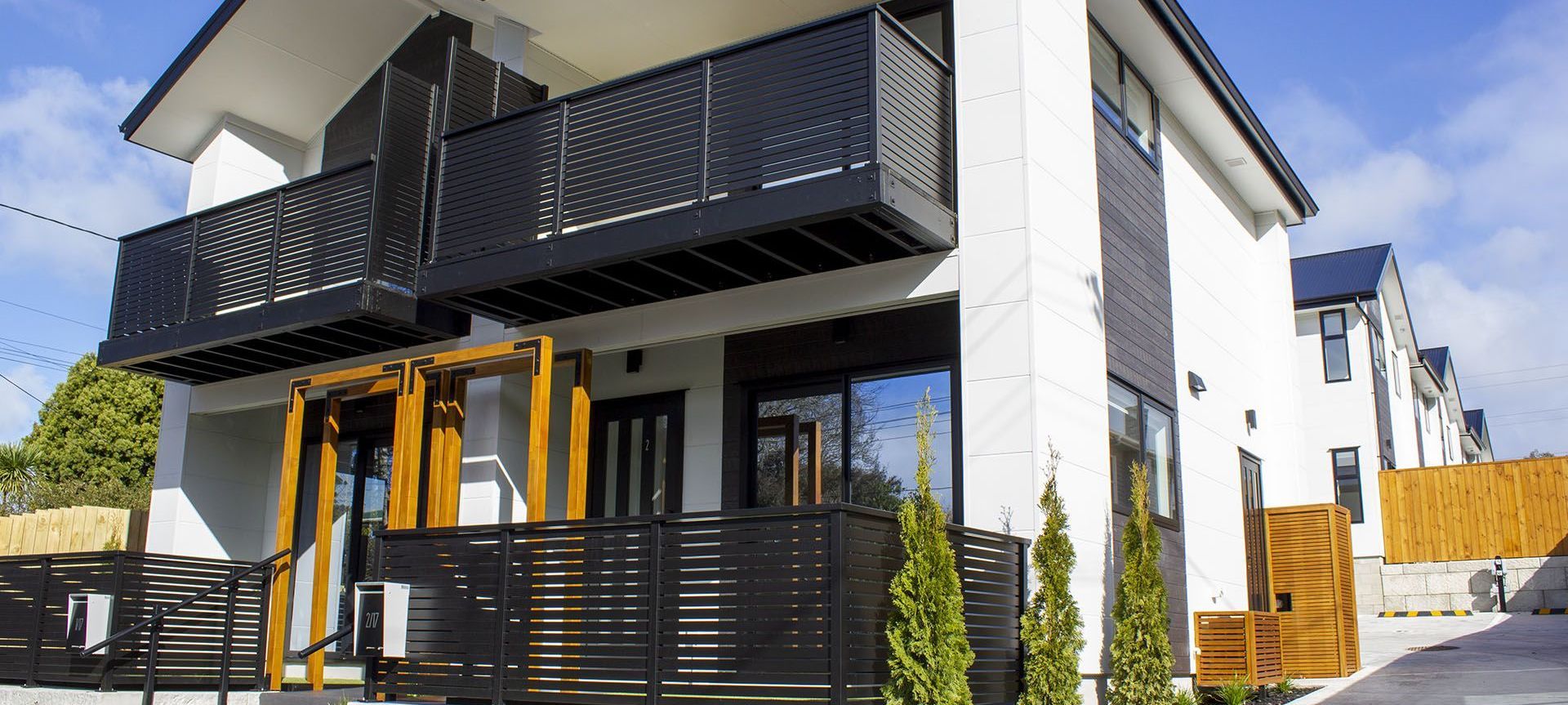  Provista Balustrade Systems Euro Slat balustrade solution for Williams Corporation townhouse development.