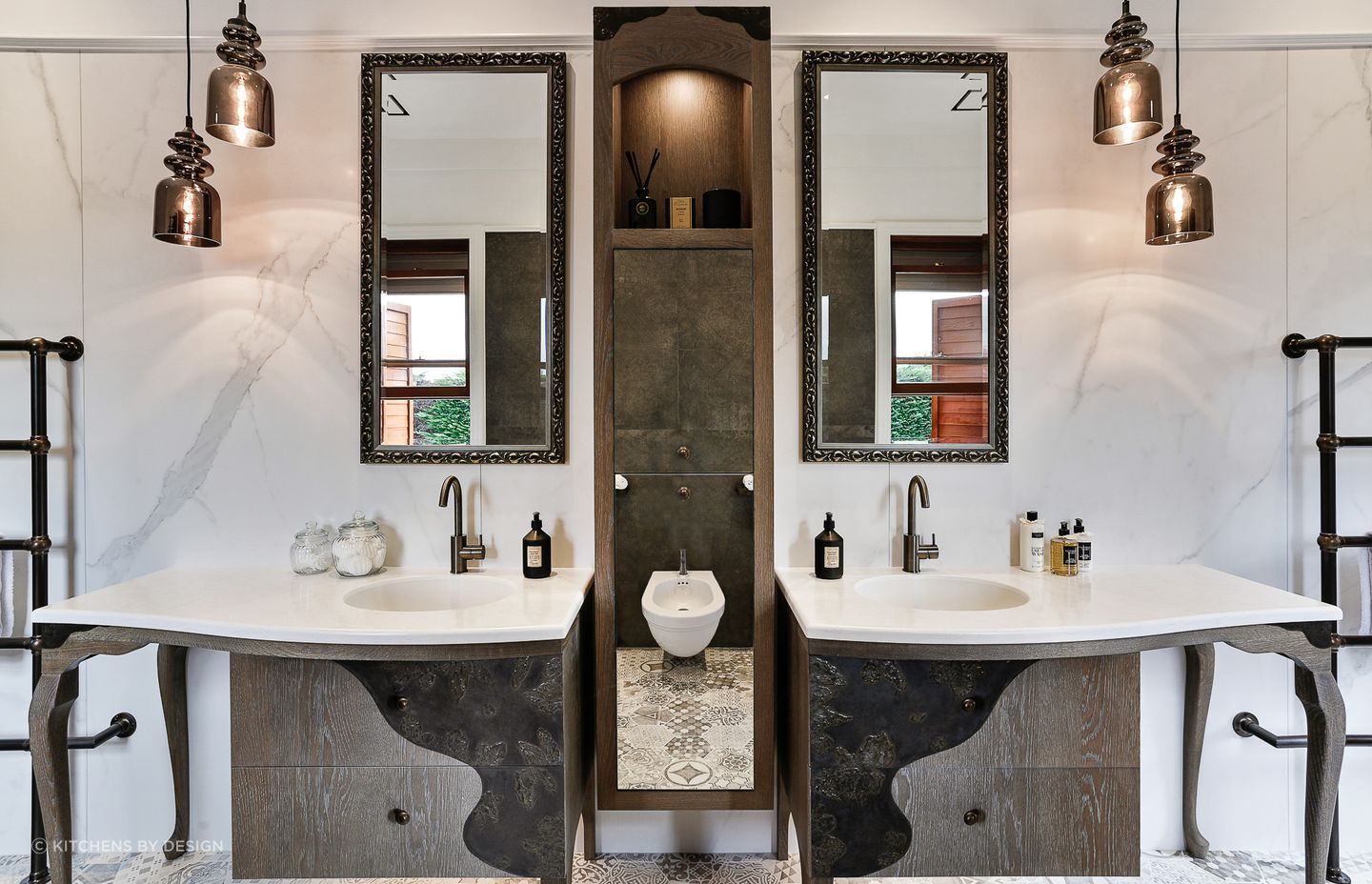 There's no shortage of great ideas when it comes to bathroom vanity lighting