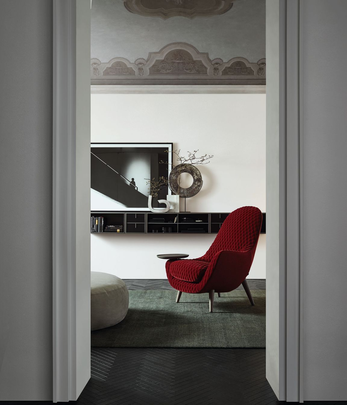 The Mad King - a true statement piece combining comfort and functionality