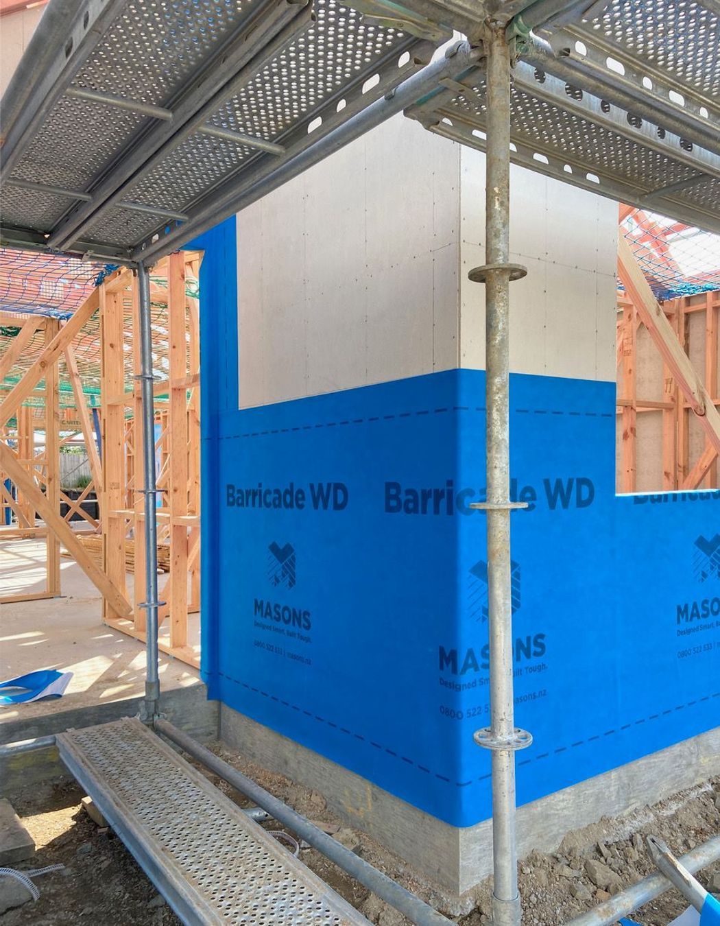 Masons Barricade WD contributes to the building moisture management design, providing a substantial secondary defense against the intrusion of moisture and air over the lifetime of the building.