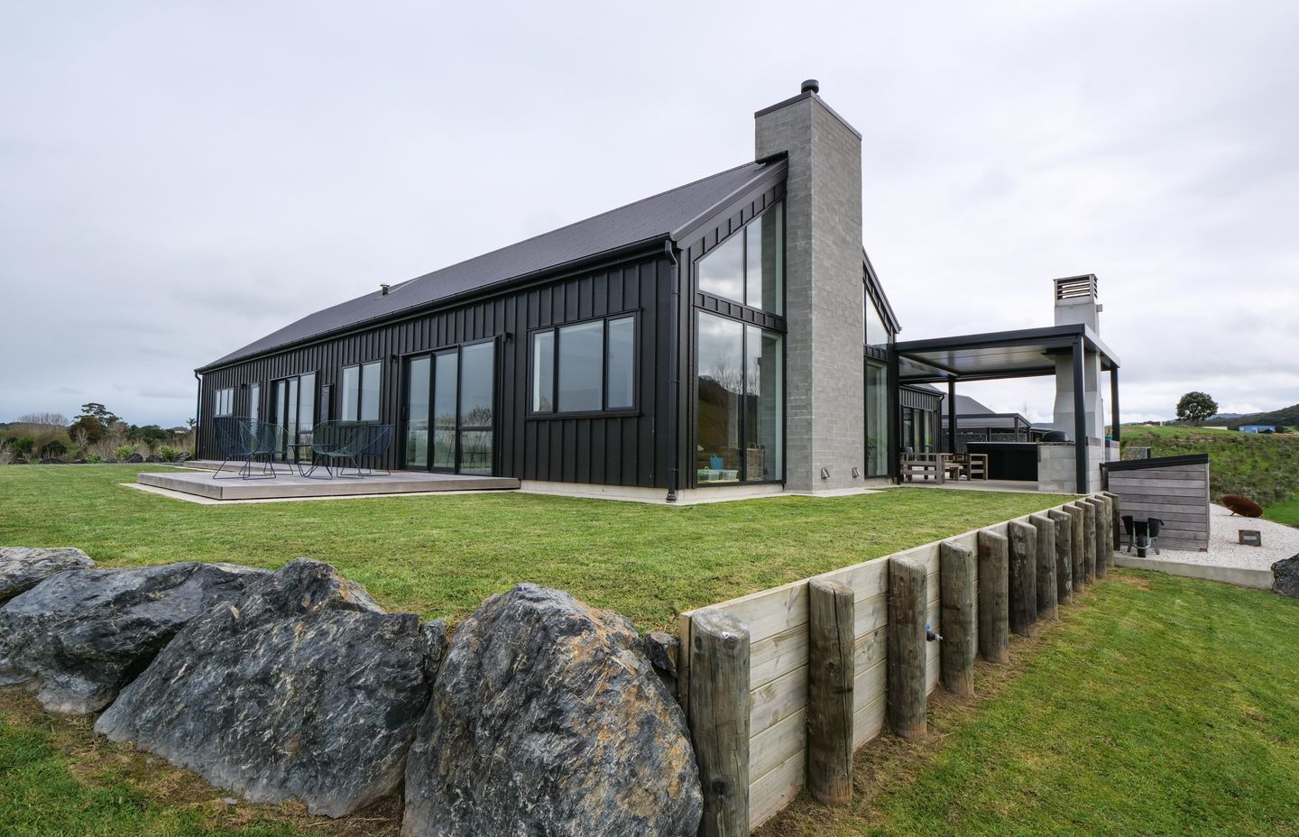 The Enduroclad system's plywood sheets can be stretched up to 7.2 metres, to accommodate for even the largest of homes.