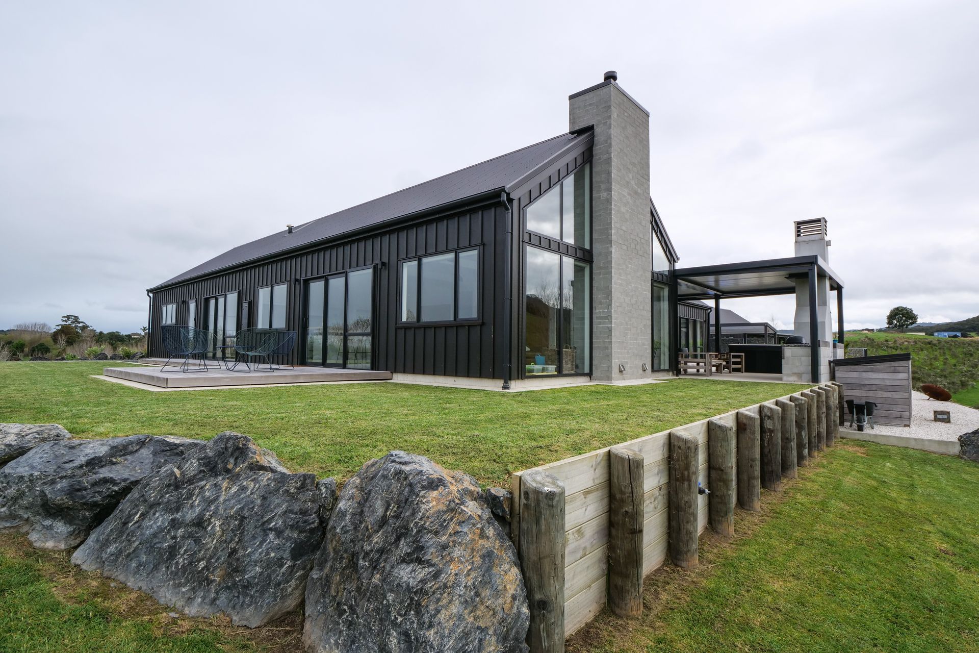 The Enduroclad system's plywood sheets can be stretched up to 7.2 metres, to accommodate for even the largest of homes.