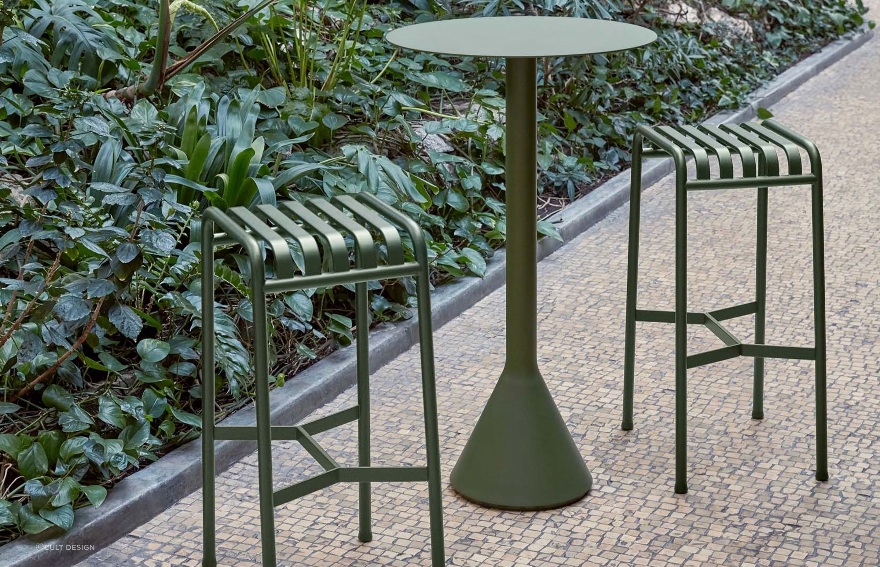 The Palissade Barstool, designed by Ronan and Erwan Bouroullec is incredibly versatile, widely used in a variety of outdoor settings.