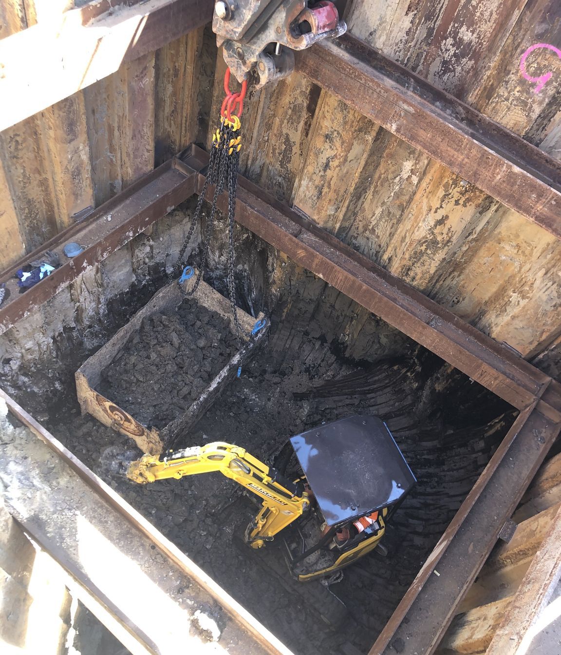 Installation of the gravity sewer main servicing the Scott Point precint development.
