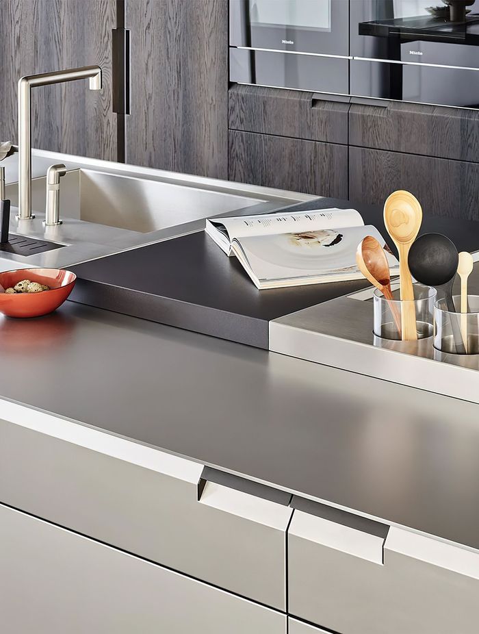 Poliform-Web-Stainless-Steel-Kitchen-Blog-051080x.jpeg