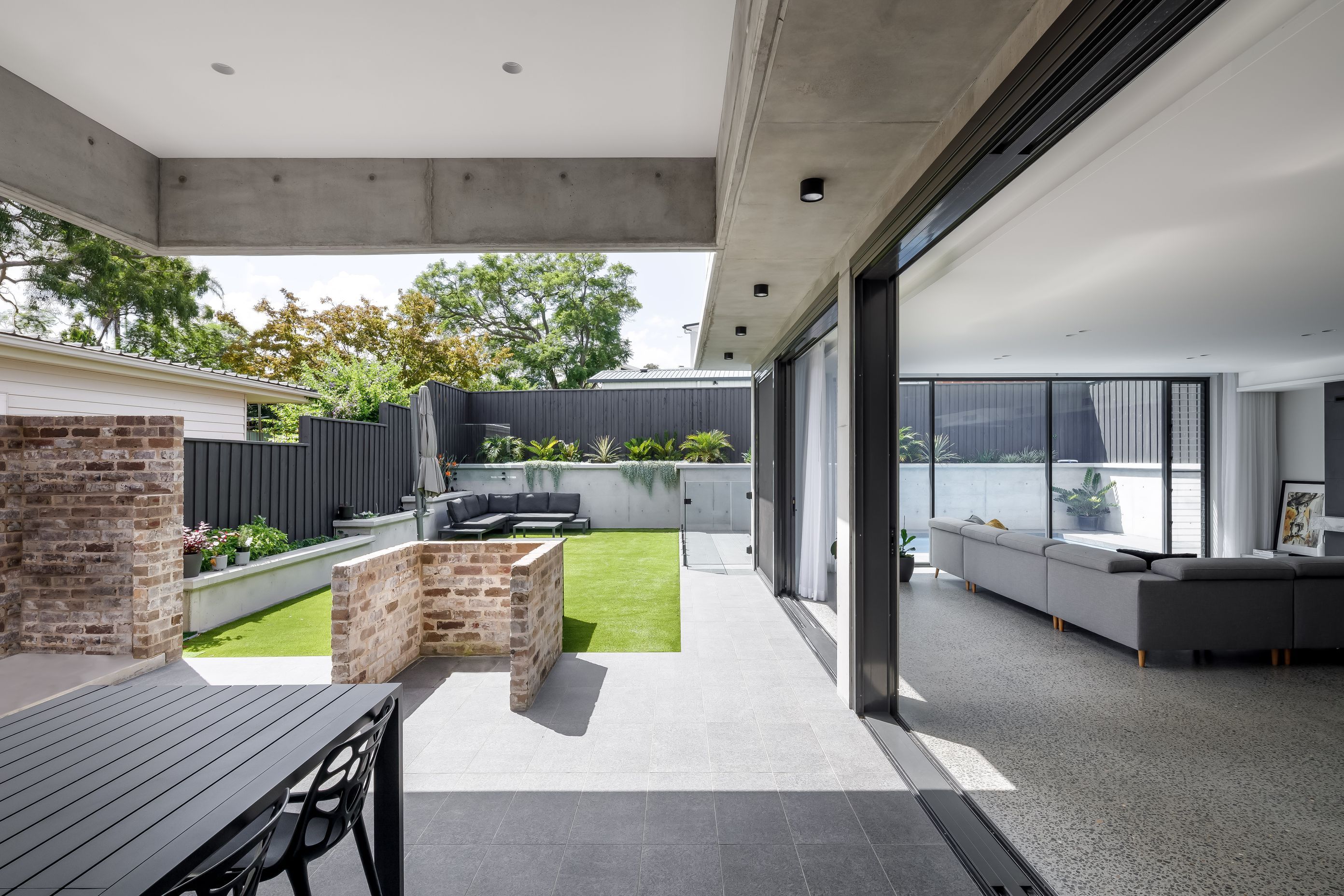 The materials continue on theme inside the home, through to the entertaining area - Photography: Sebastian Photography