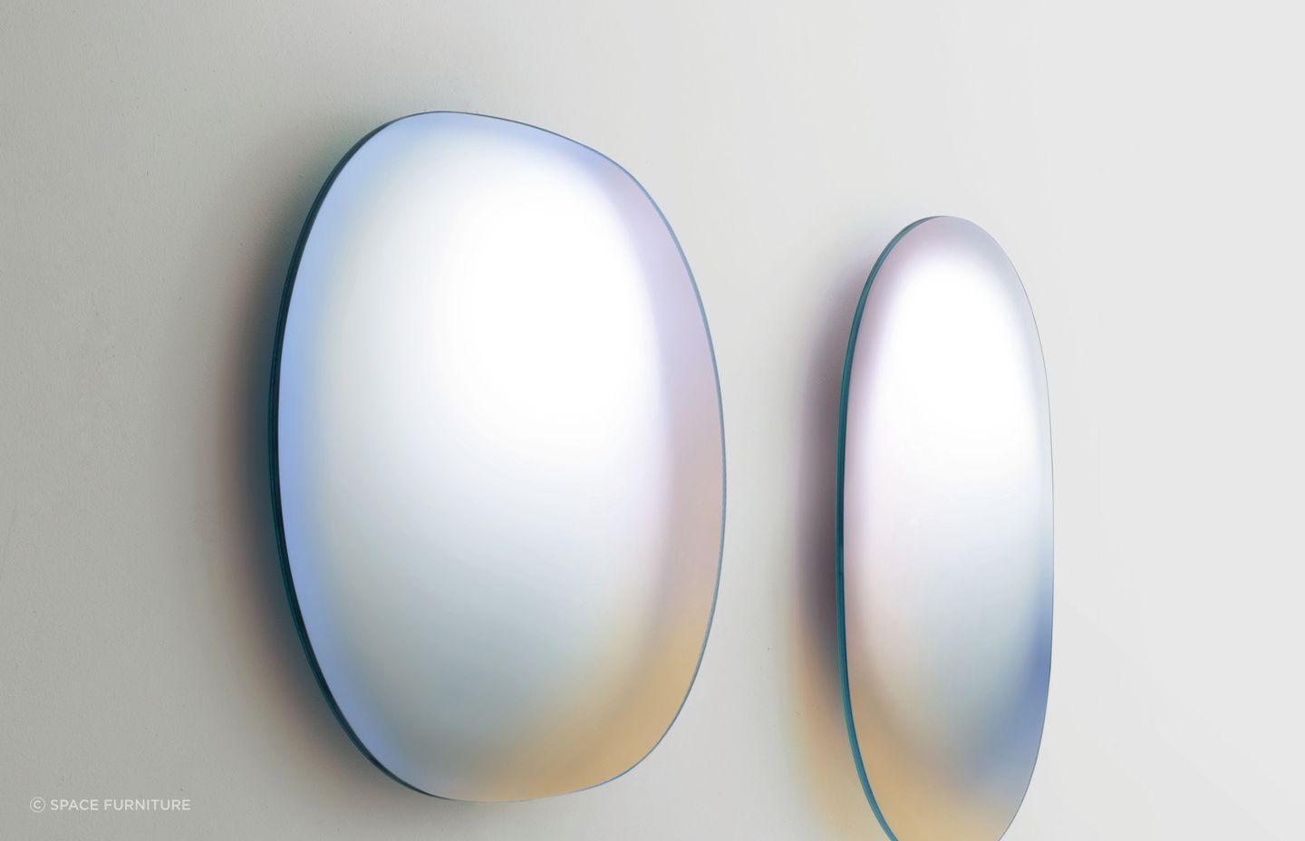 Shimmer | Mirror
By Space Furniture