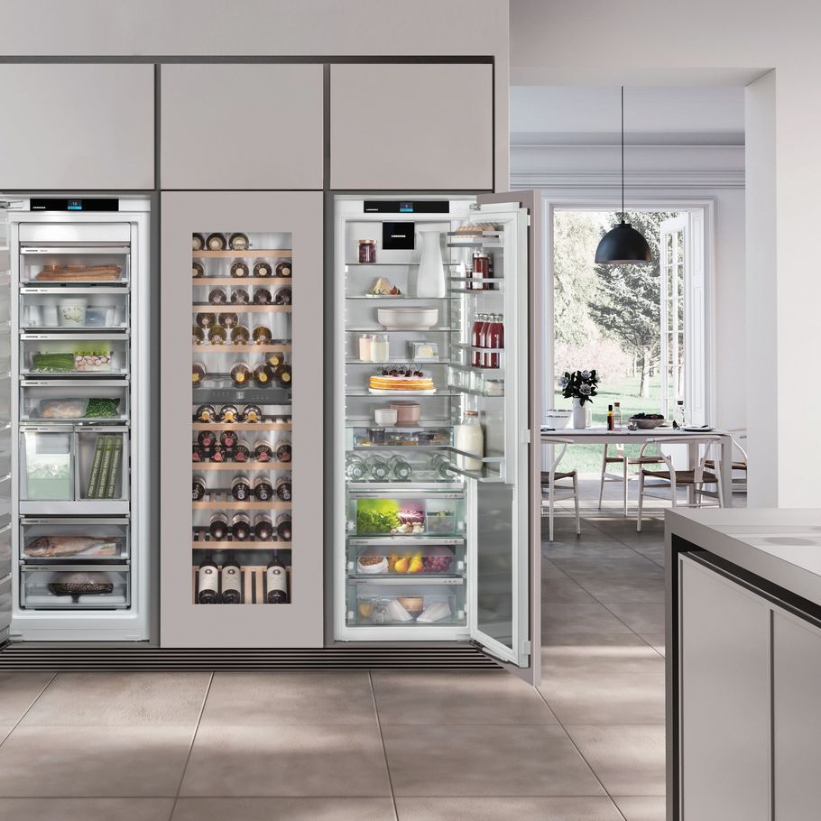 Say goodbye to unnecessary food waste, this premium refrigeration technology has you covered