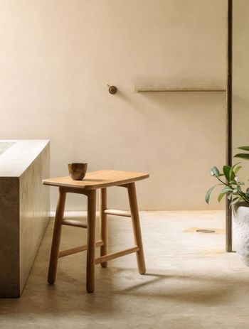 Scaledloft45a8f5deaa-e268-4fde-b0a0-0c9fe2afbc30900x-standard-scale-300x.jpeg