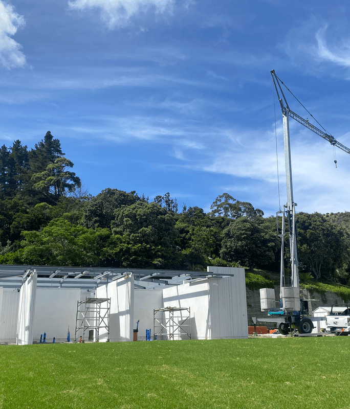 Top 3 reasons you need a self-erecting crane on-site