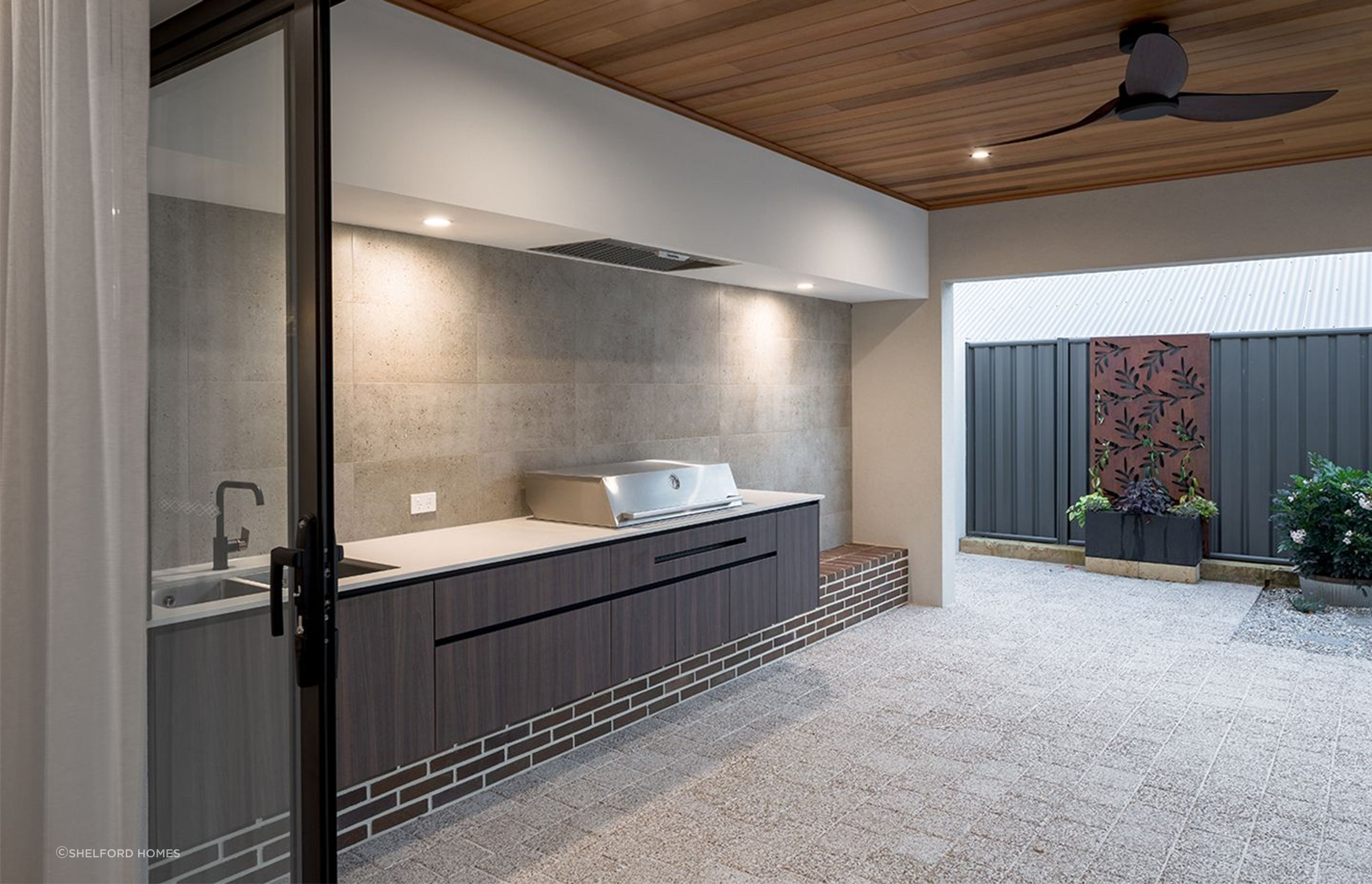 Shelford-Article-Imagery0002CLUM212S-L1-ShelfordHomes-Lakelands.jpg