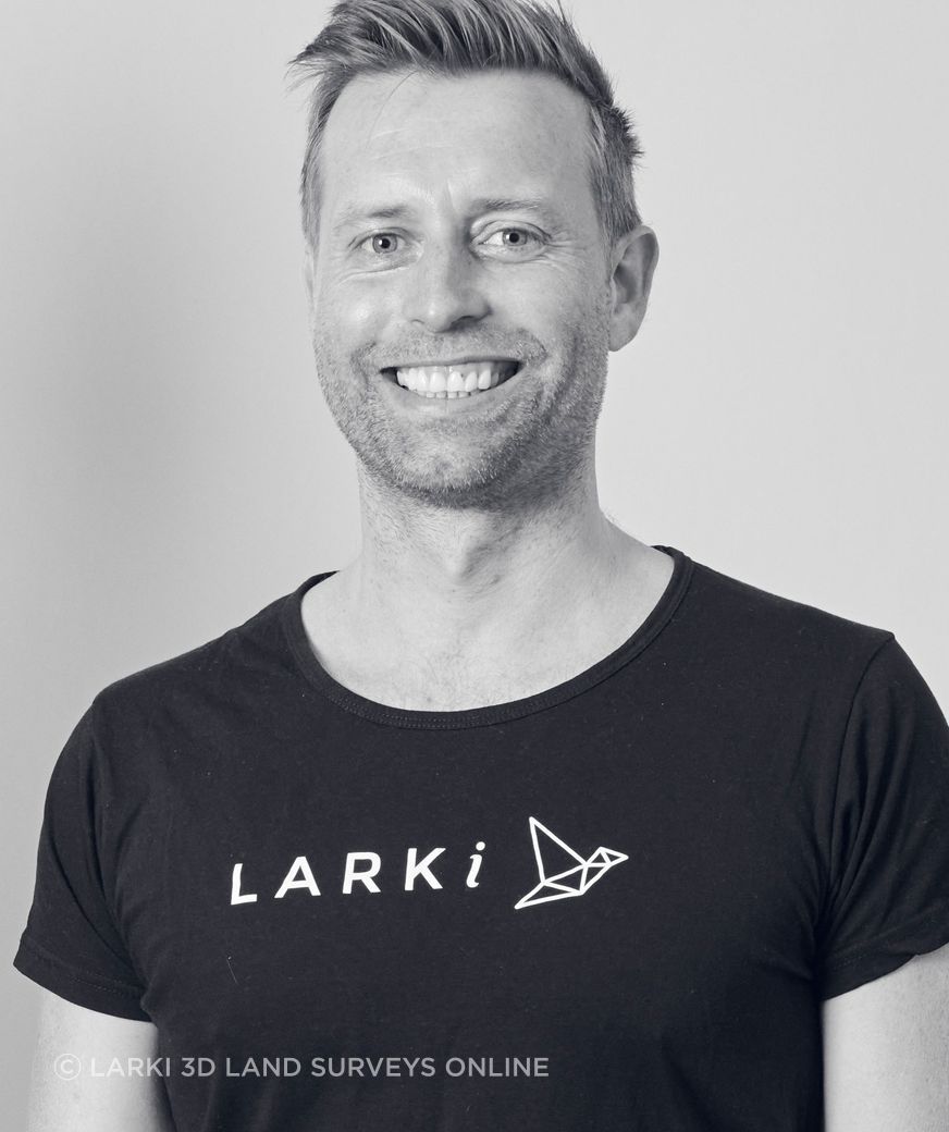 Simon Cookes, CEO of LARKI.
