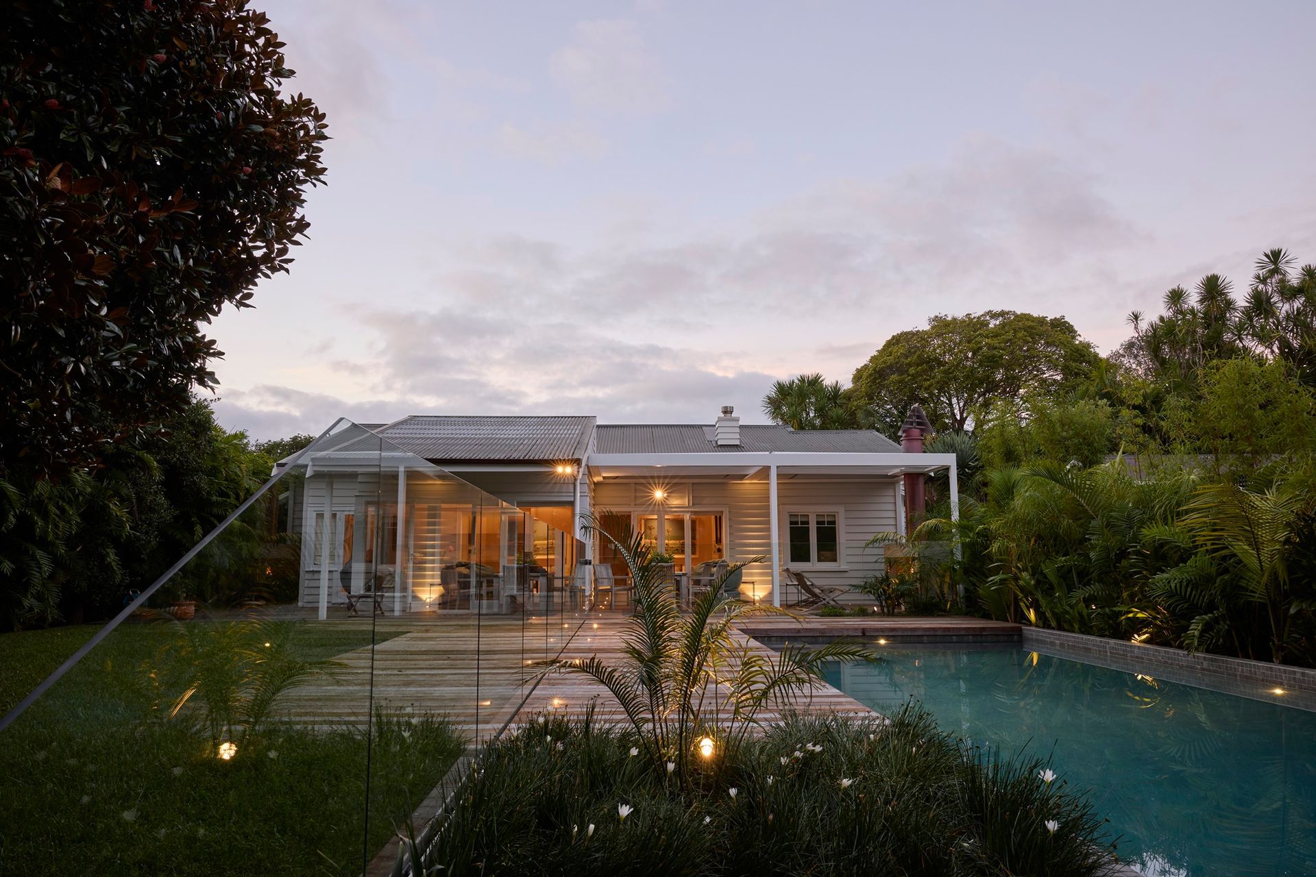 Building a pool: what you need to know for the summer