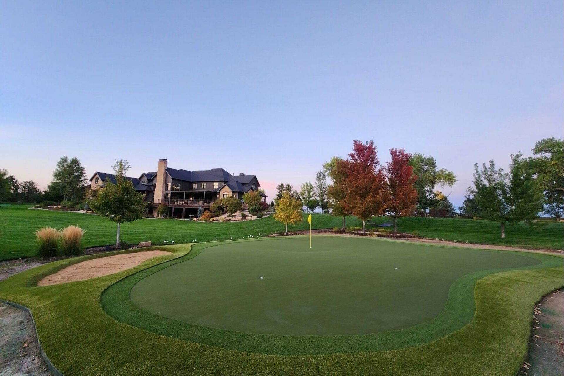 The surface is also easy to maintain.