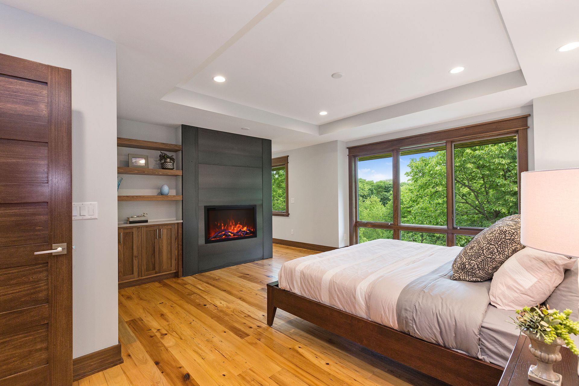 TRD-38-Bespoke-Bedroom.jpg
