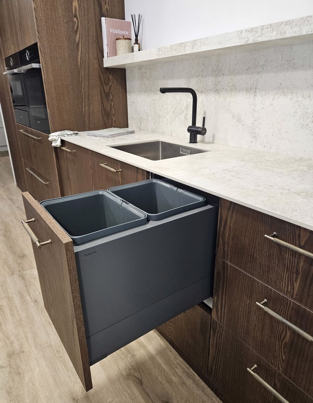 “The Tanova FLEX is seriously easy to keep clean, with no dirt traps, crevasses or joints on the bin seating surface. You can easily wipe it clean in situ, with no need to dismantle it.” Picture: Tanova FLEX in Umbra Grey Shown On Merivobox Drawer.