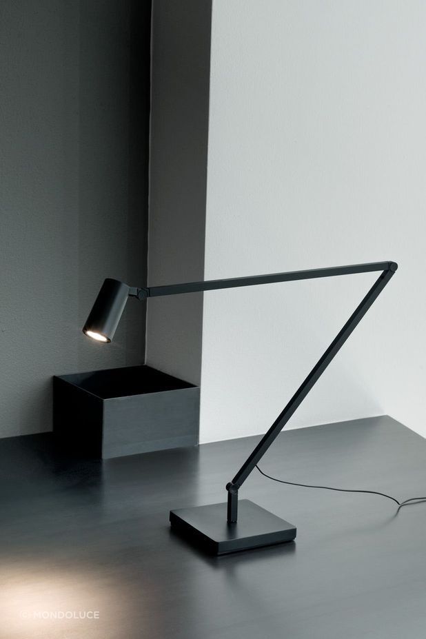 Untitled Spot Table Lamp
By Mondoluce