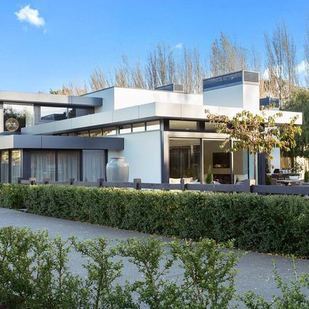 The sprawling doors and windows that adorn an acclaimed Christchurch home