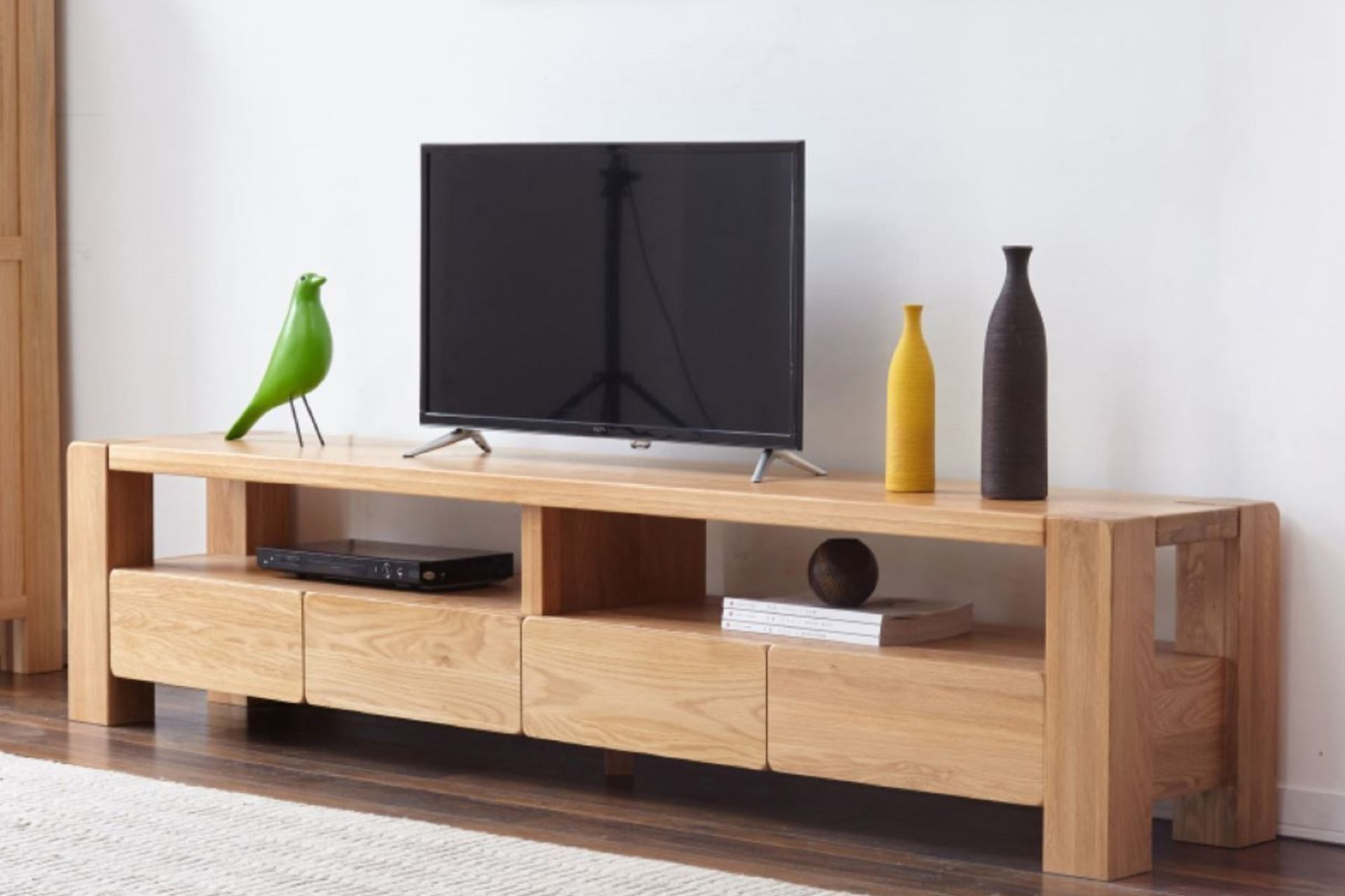 Crafted from solid oak, the Cuba TV Entertainment Unit is both robust and stylish making it a great long-term investment.