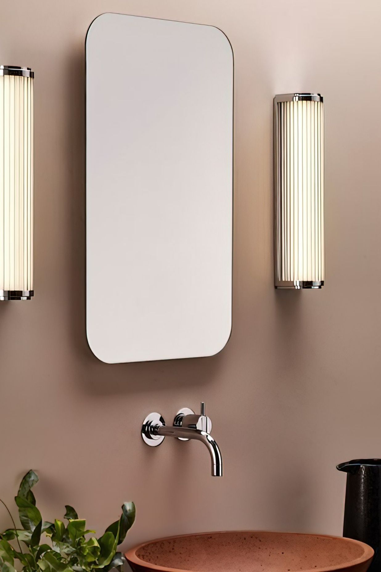 15 bathroom wall lighting ideas that renovators love