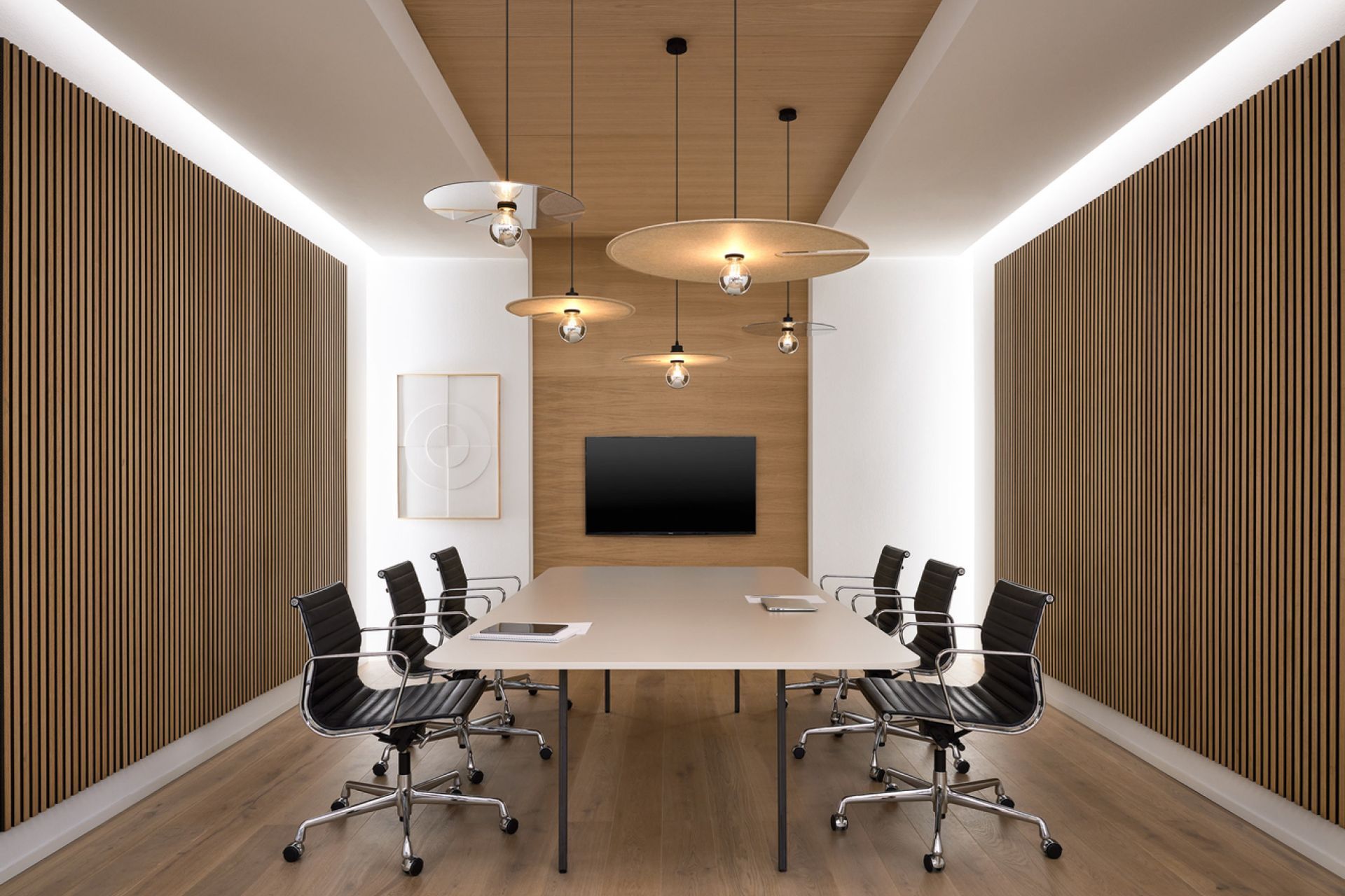 Made from fine synthetic felt, Mirro Soft Suspended offers a layer of acoustic absorption.