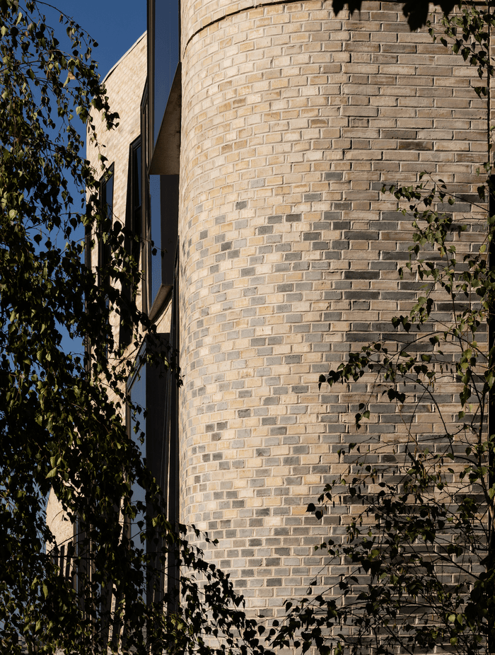 The bricks have been carefully graded from dark to light.