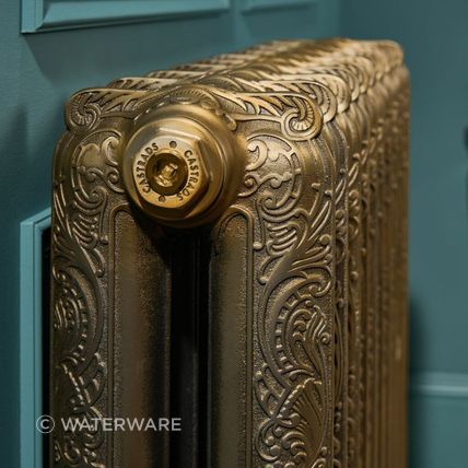gold-rococo-2col-1080-1080-1024x1024-v2.jpg