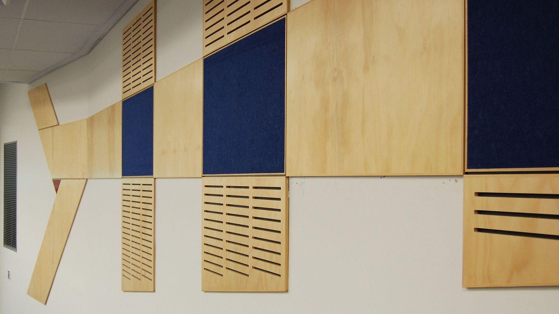 Inside Austral Plywoods’ Inhouse Prefinishing Facility video