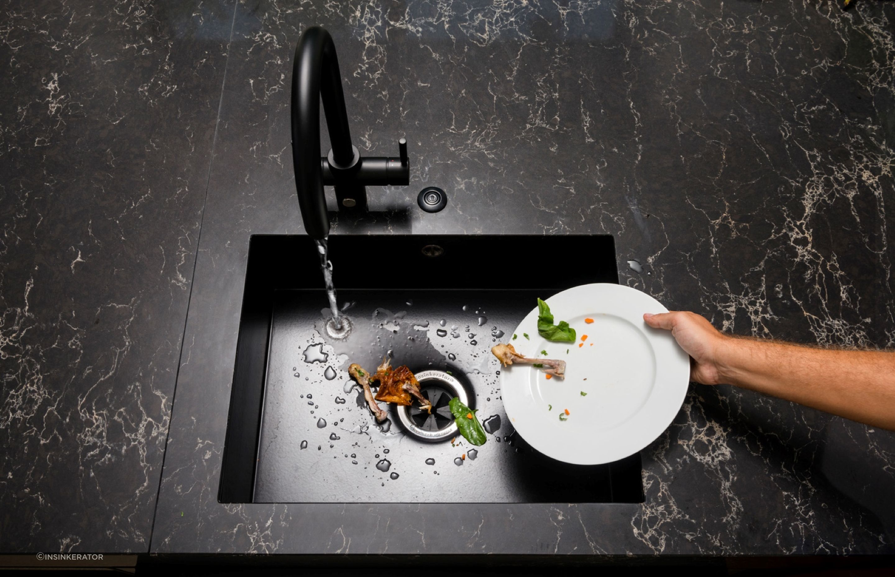 insinkerator-evolution-250-lifestyle-10-high-res-v2.jpg