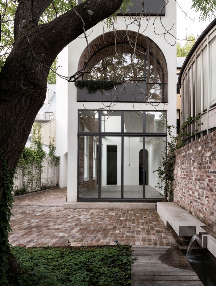 Italianate House, Surrey Hills by Renato D’Ettore Architects | Photography by Justin Alexander and Simone Bossi